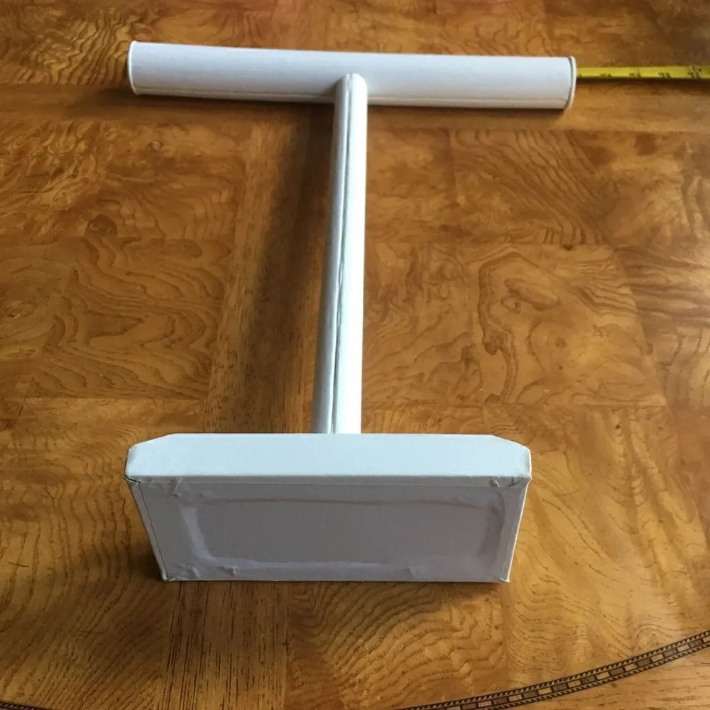 WHITE LEATHER Bracelet Rack 18” x 14”